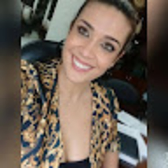 Meet your Posher, Vanessa - Picture 1 of 1